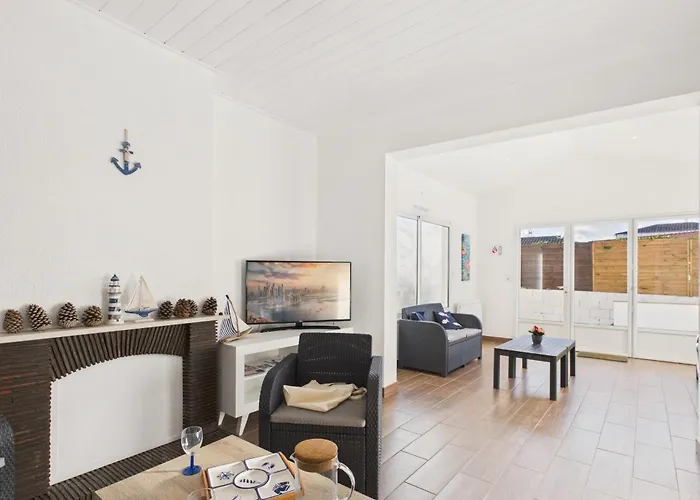 400m De La - Grande Maison Pour 10 Avec Jardin * La Tranche-sur-Mer