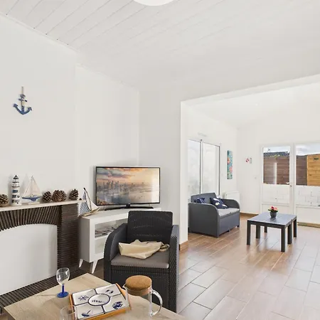 400m De La - Grande Maison Pour 10 Avec Jardin * La Tranche-sur-Mer