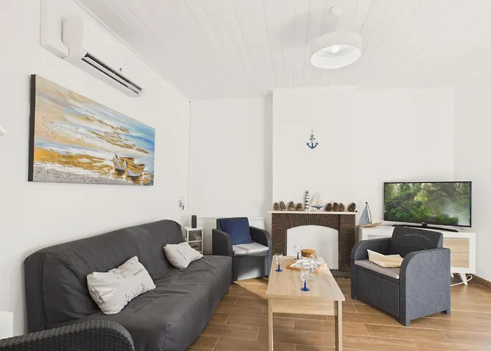 400m De La - Grande Maison Pour 10 Avec Jardin La Tranche-sur-Mer