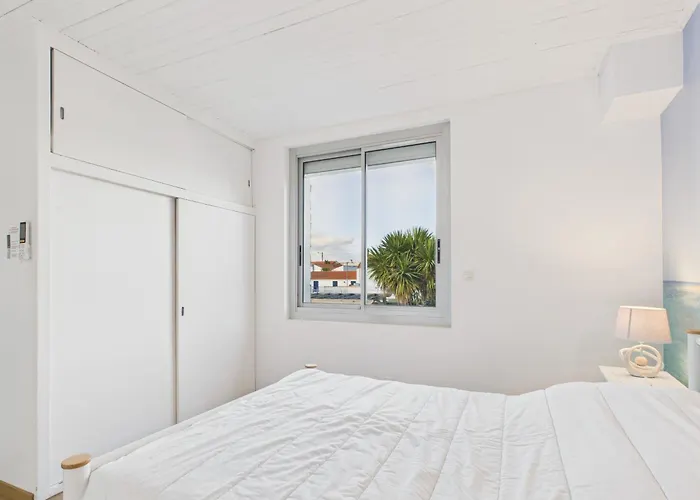 Casa de Férias 400m De La - Grande Maison Pour 10 Avec Jardin *