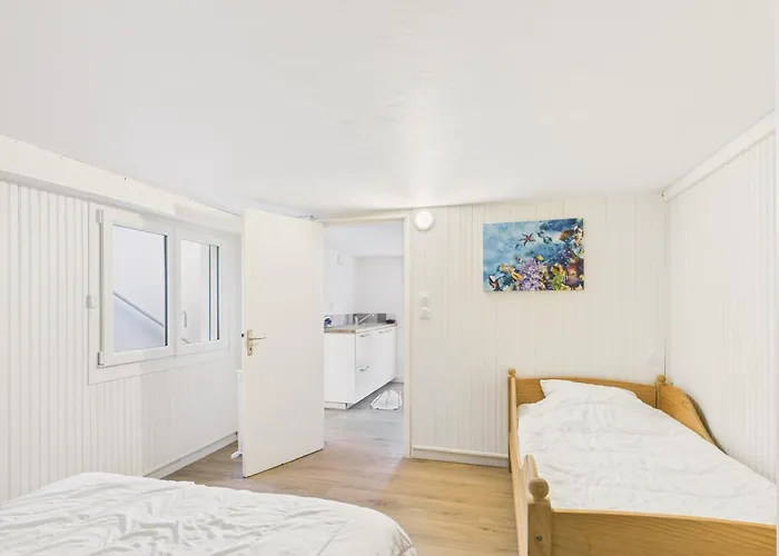 Casa de Férias 400m De La - Grande Maison Pour 10 Avec Jardin